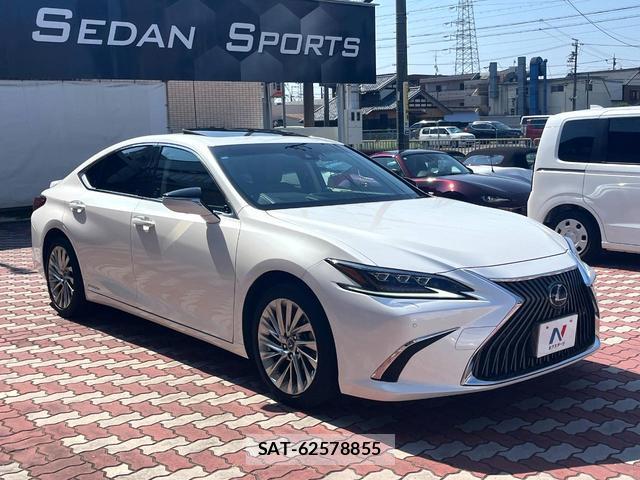 Lexus ES 2020-01 8361564-15