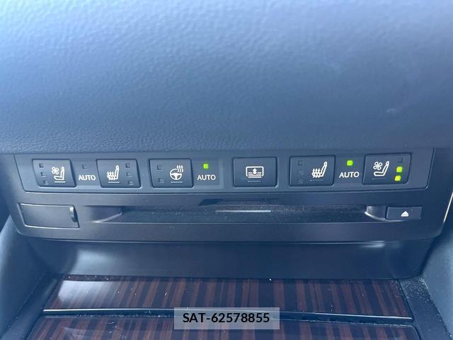 Lexus ES 2020-01 8361564-5