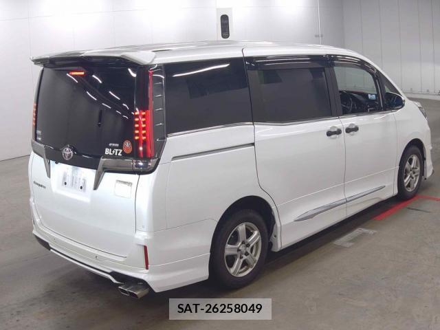 Toyota ESQUIRE 2019-09 8361222-1