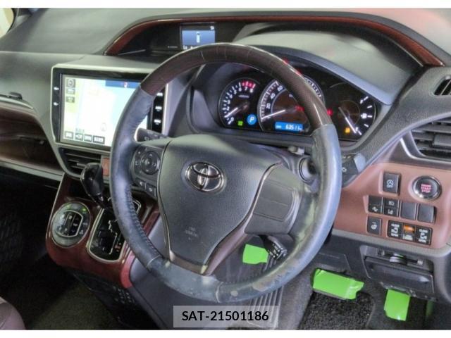 Toyota ESQUIRE 2018-09 8361229-2