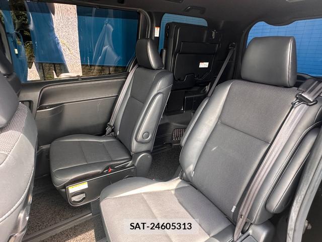 Toyota ESQUIRE 2018-04 8362488-7
