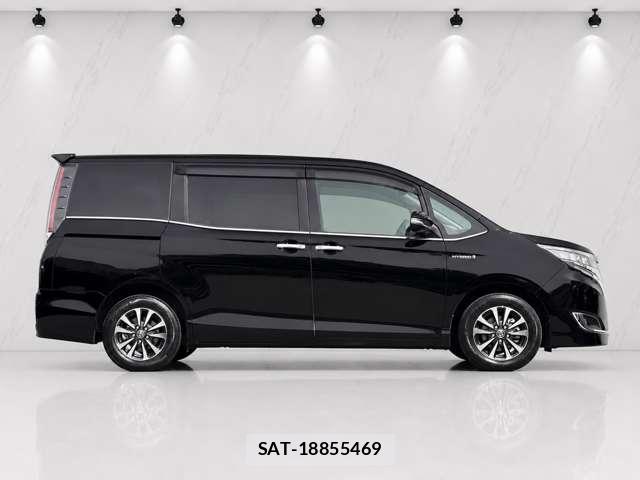 Toyota ESQUIRE 2017-09 8363255-1