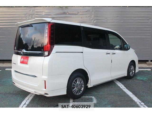 Toyota ESQUIRE 2016-07 8363531-2