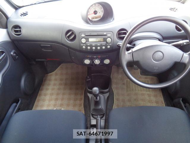 Daihatsu ESSE 2010-07 8363119-9