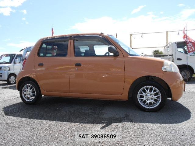 Daihatsu ESSE 2009-02 8363819-8