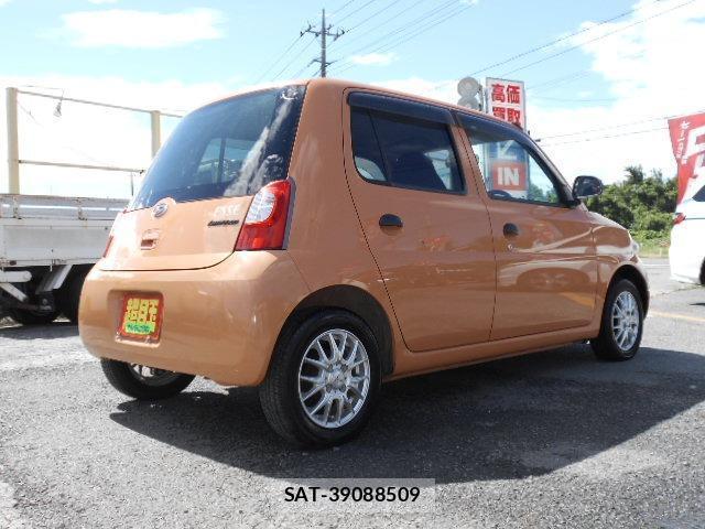 Daihatsu ESSE 2009-02 8363819-9