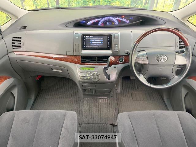 Toyota ESTIMA 2012-01 8361782-1