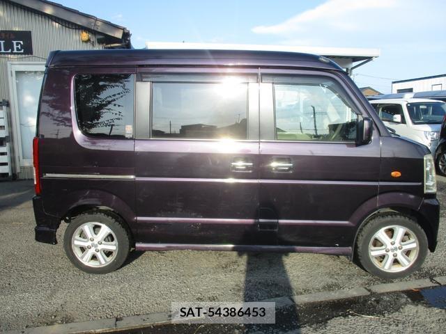 Suzuki EVERY WAGON 2009-11 8363640-1