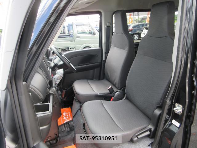 Suzuki EVERY 2026-07 8360537-13