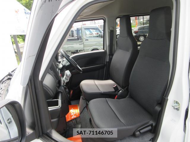 Suzuki EVERY 2026-07 8360539-13