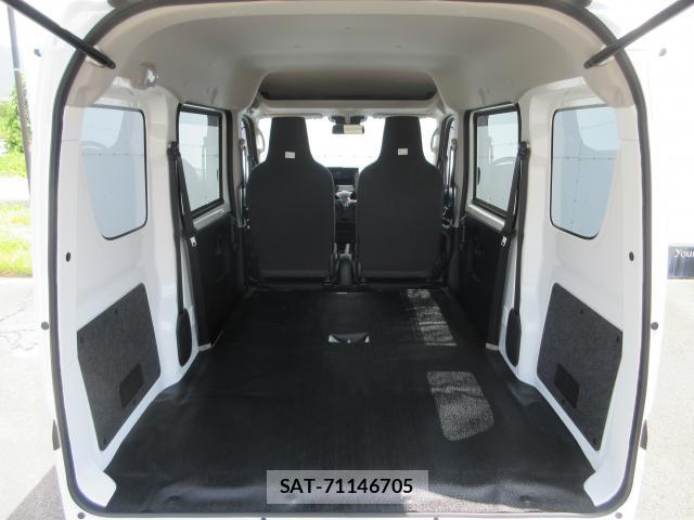 Suzuki EVERY 2026-07 8360539-16