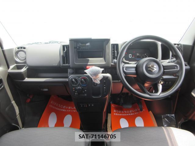 Suzuki EVERY 2026-07 8360539-17