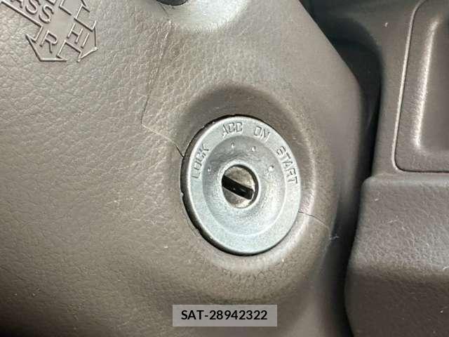 Suzuki EVERY 2016-11 8361853-5