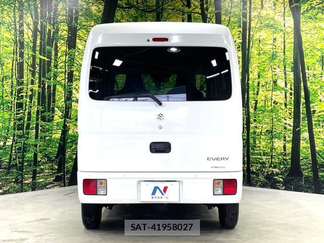 Suzuki EVERY 2023-01 8362059-14