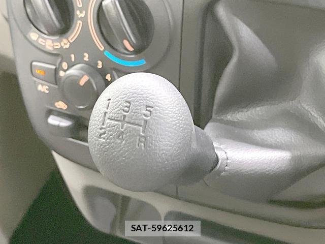 Suzuki EVERY 2020-08 8362858-2