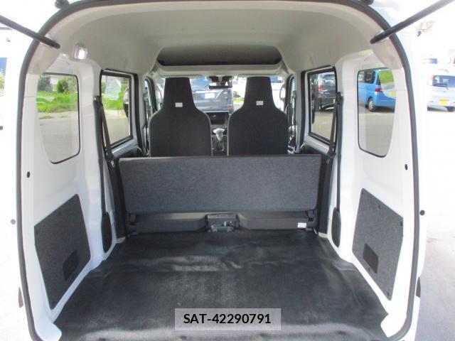 Suzuki EVERY 2026-07 8362916-14