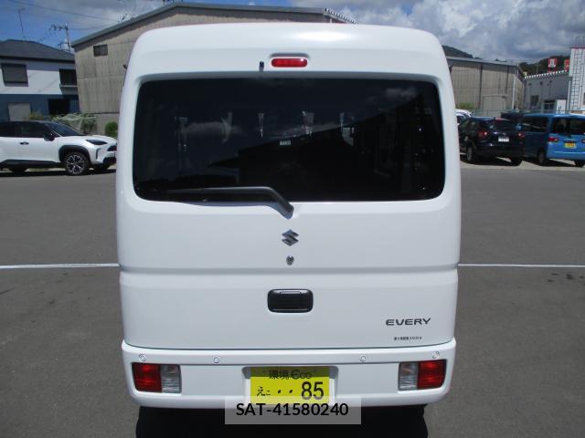 Suzuki EVERY 2026-07 8362918-6