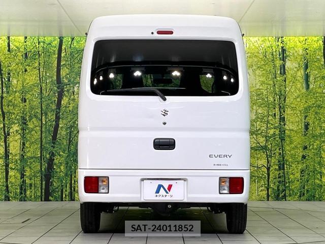 Suzuki EVERY 2023-07 8363035-13