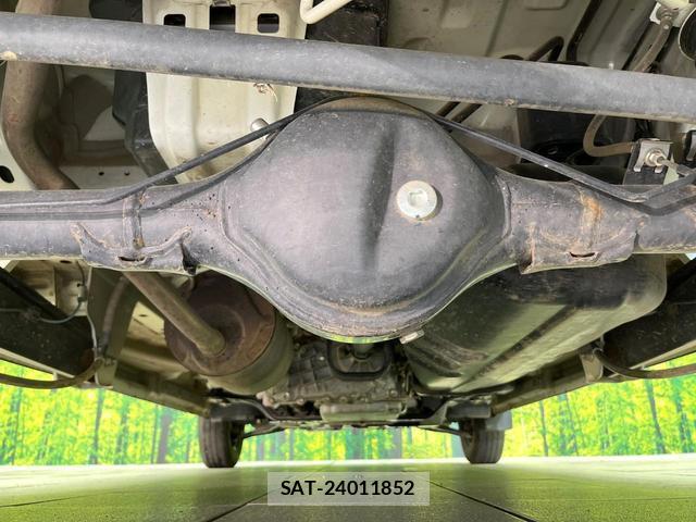 Suzuki EVERY 2023-07 8363035-16