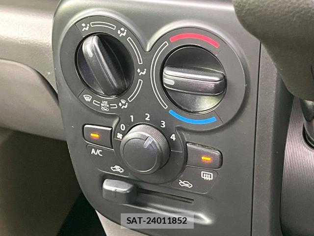 Suzuki EVERY 2023-07 8363035-5