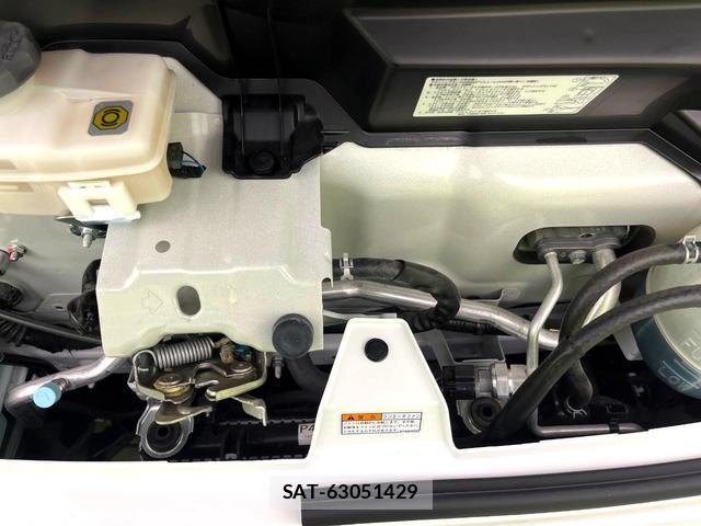 Suzuki EVERY 2025-04 8363242-17