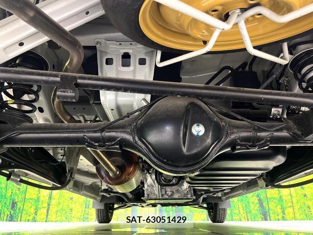 Suzuki EVERY 2025-04 8363242-18
