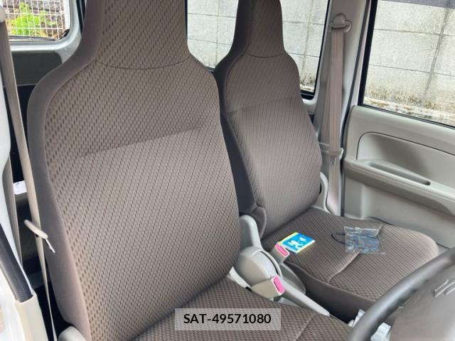 Suzuki EVERY 2019-07 8363320-10