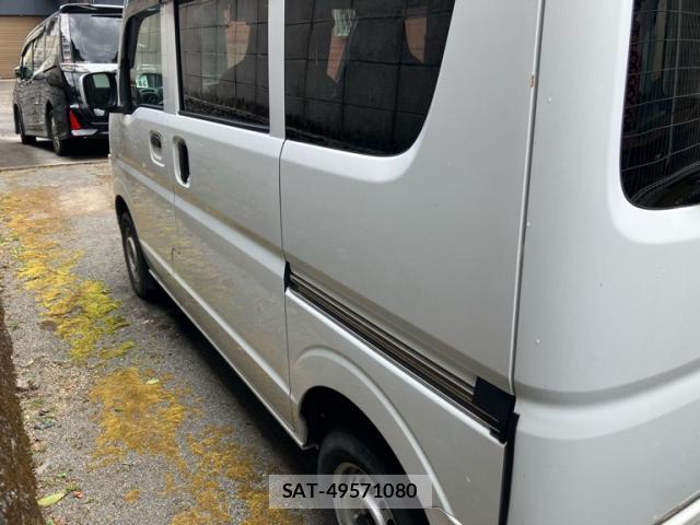 Suzuki EVERY 2019-07 8363320-13