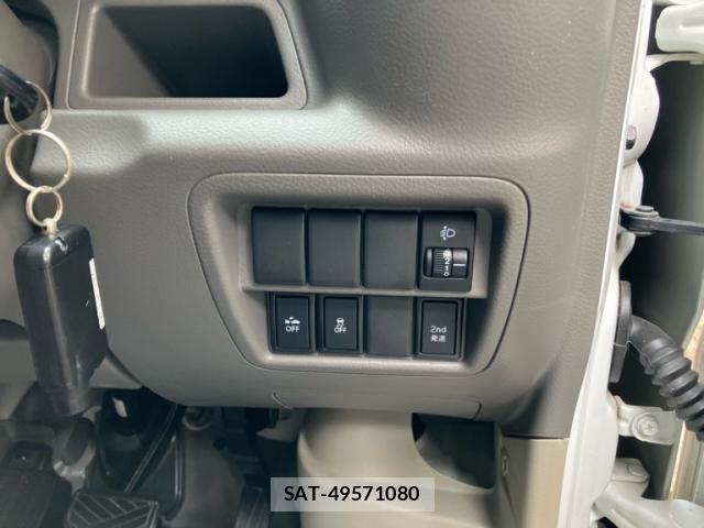 Suzuki EVERY 2019-07 8363320-16