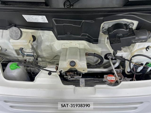 Suzuki EVERY 2014-07 8363583-17
