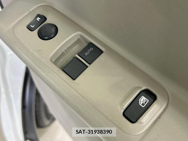 Suzuki EVERY 2014-07 8363583-5
