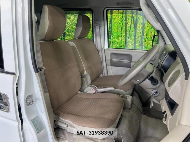 Suzuki EVERY 2014-07 8363583-7