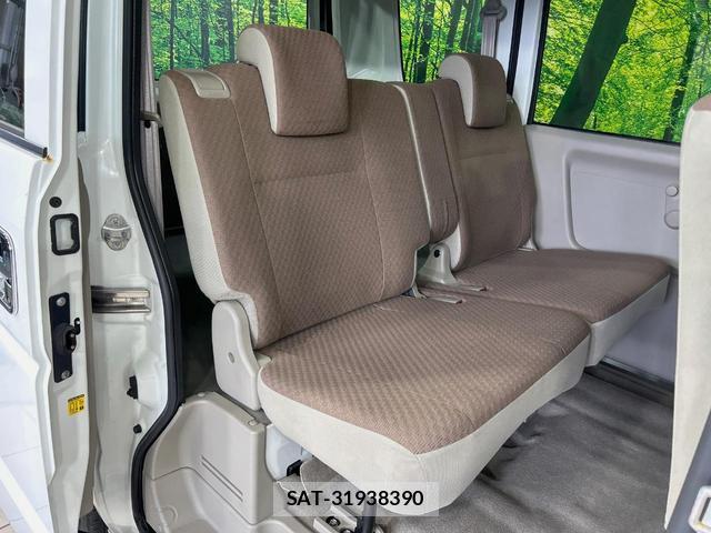 Suzuki EVERY 2014-07 8363583-8