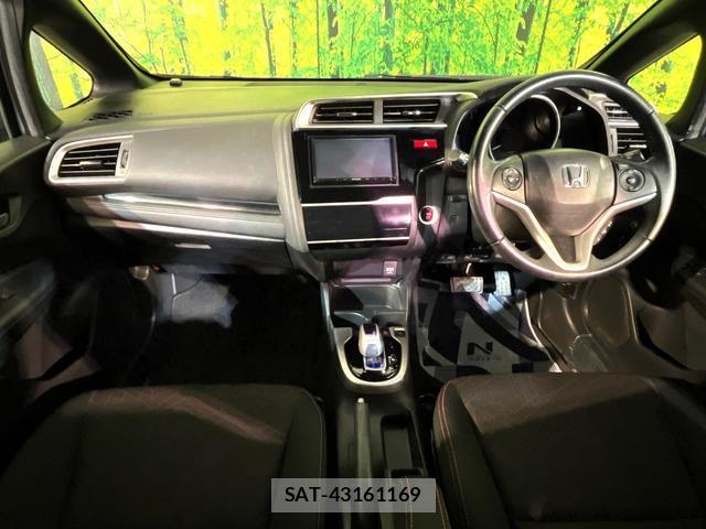 Honda FIT HYBRID 2014-04 8360987-1