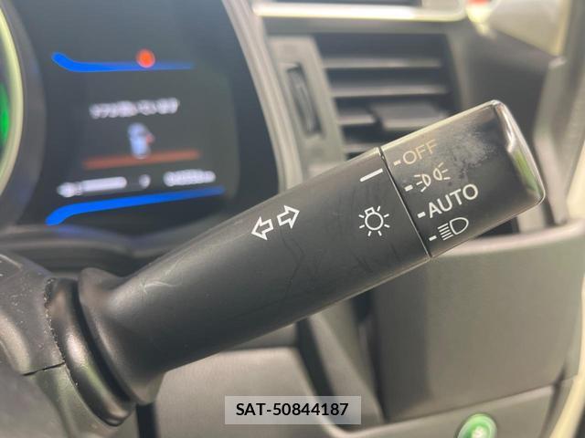 Honda FIT HYBRID 2015-09 8361592-19