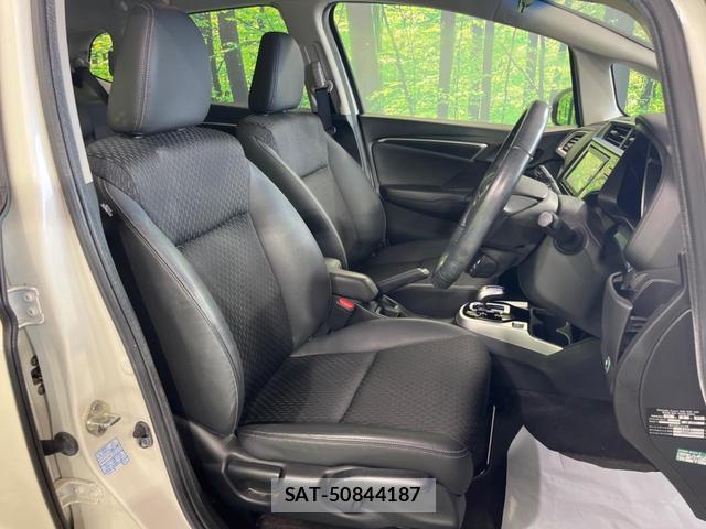 Honda FIT HYBRID 2015-09 8361592-6