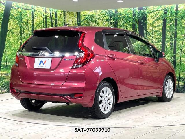 Honda FIT HYBRID 2017-11 8362394-16