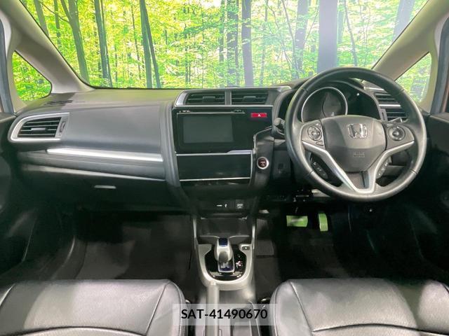 Honda FIT HYBRID 2014-07 8363047-1