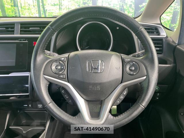 Honda FIT HYBRID 2014-07 8363047-11