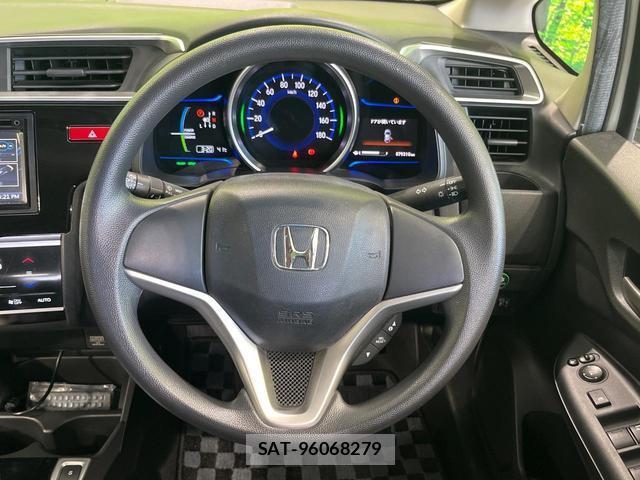 Honda FIT HYBRID 2014-01 8363085-10