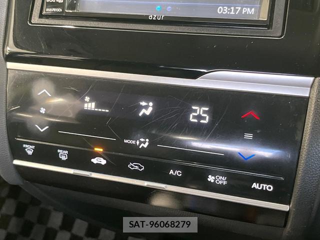Honda FIT HYBRID 2014-01 8363085-3