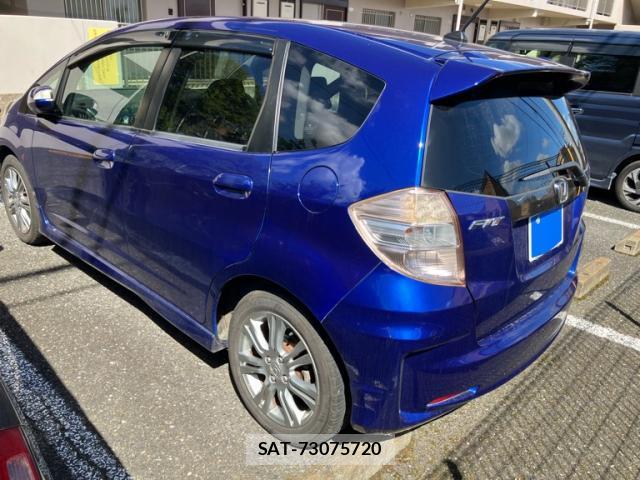 Honda FIT 2010-10 8361703-1