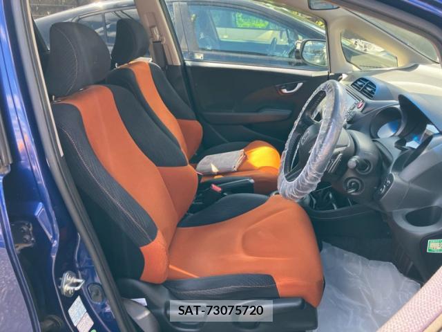 Honda FIT 2010-10 8361703-13