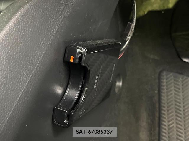 Honda FIT 2015-11 8363240-5