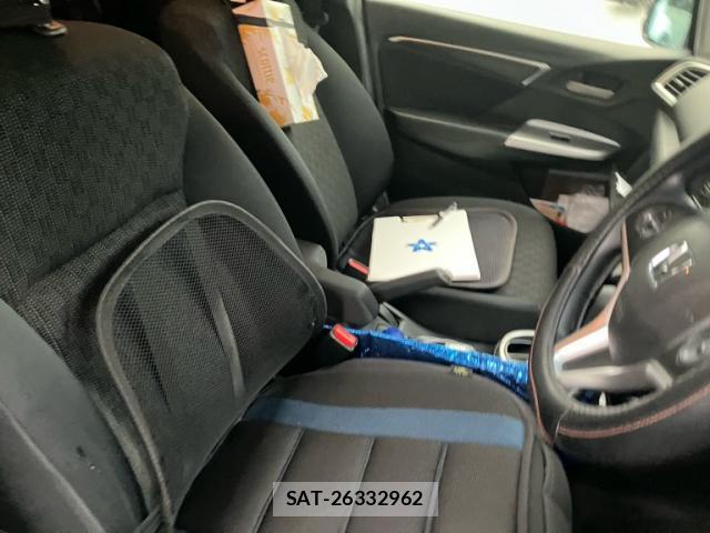 Honda FIT 2015-09 8363535-14