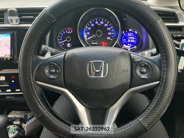 Honda FIT 2015-09 8363535-19