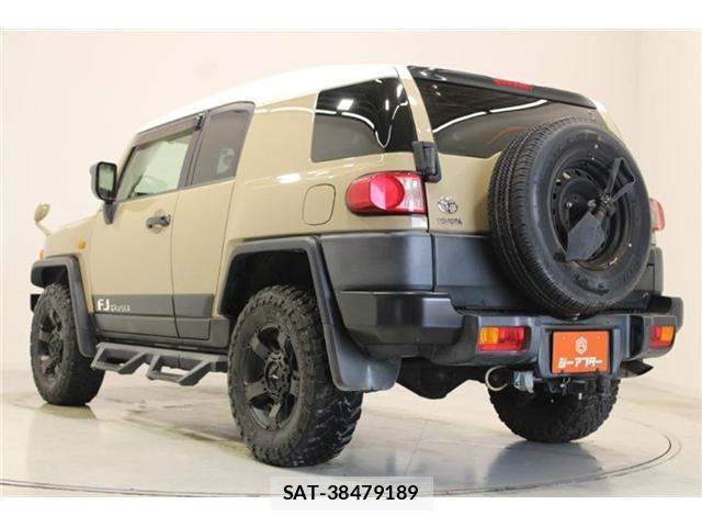 Toyota FJ CRUISER 2013-10 8360686-10