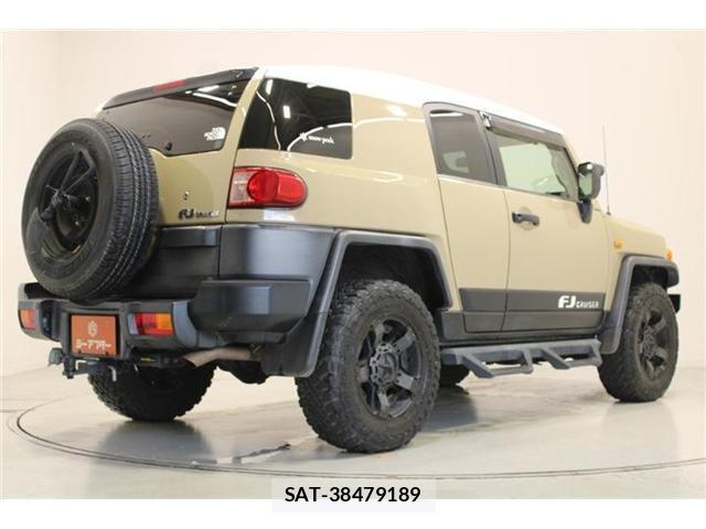 Toyota FJ CRUISER 2013-10 8360686-12