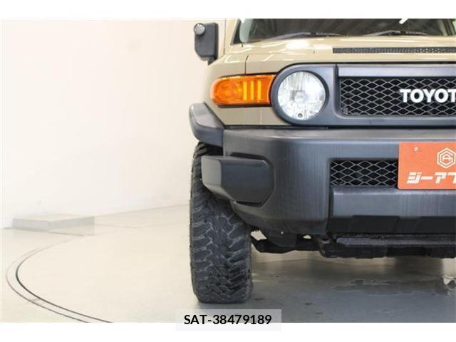 Toyota FJ CRUISER 2013-10 8360686-16