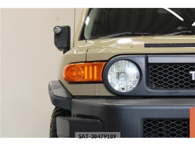 Toyota FJ CRUISER 2013-10 8360686-17